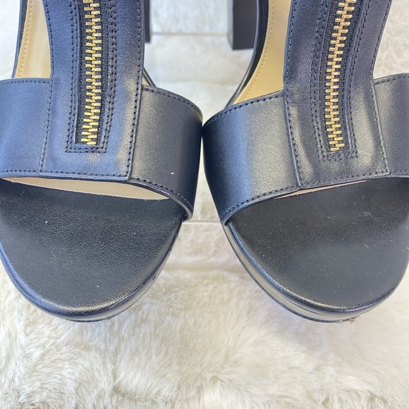 Michael Kors Womens Sandal Berkley T-Strap Chunky Block Heels Size 9M Black Zip - Picture 3 of 11